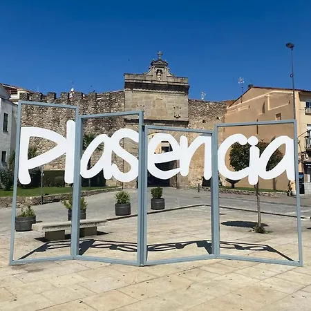 Puerta Del Sol - Plasencia Exterior foto